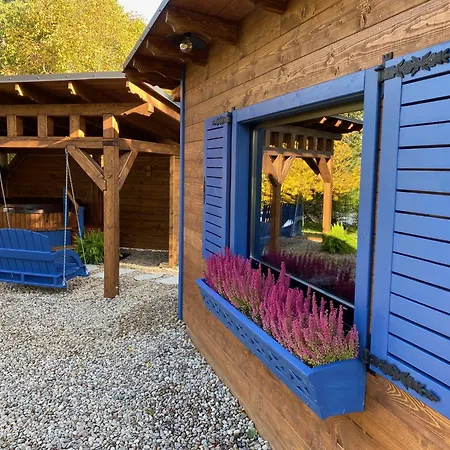 Holiday home U Zuzanny - Dom Z Prywatnym Jeziorem