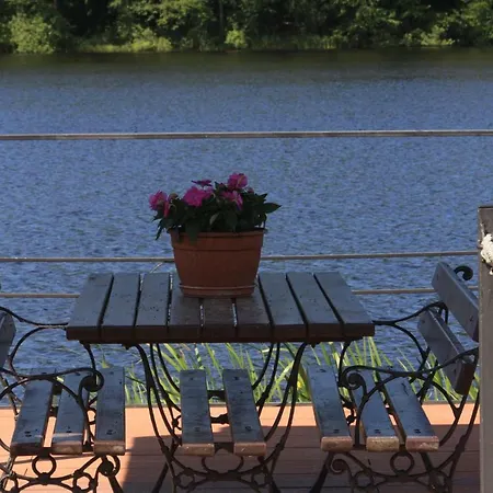 U Zuzanny - Dom Z Prywatnym Jeziorem Holiday home Stara Kiszewa