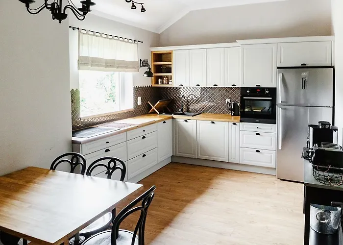 Semesterbostad U Zuzanny - Dom Z Prywatnym Jeziorem *